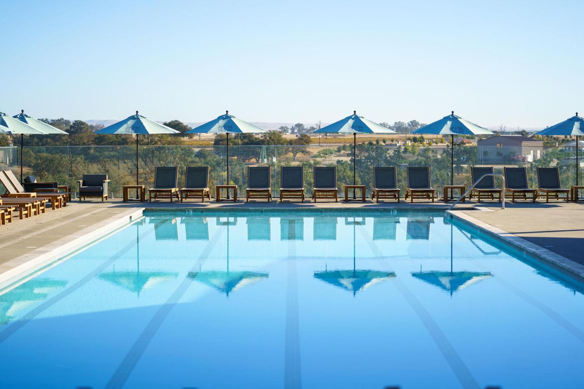 Sun Outdoors Paso Robles Hotel Exterior photo